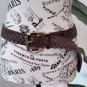 Michael Kors Brown Leather Woven Belt with Gold Buckle.Size Medium.